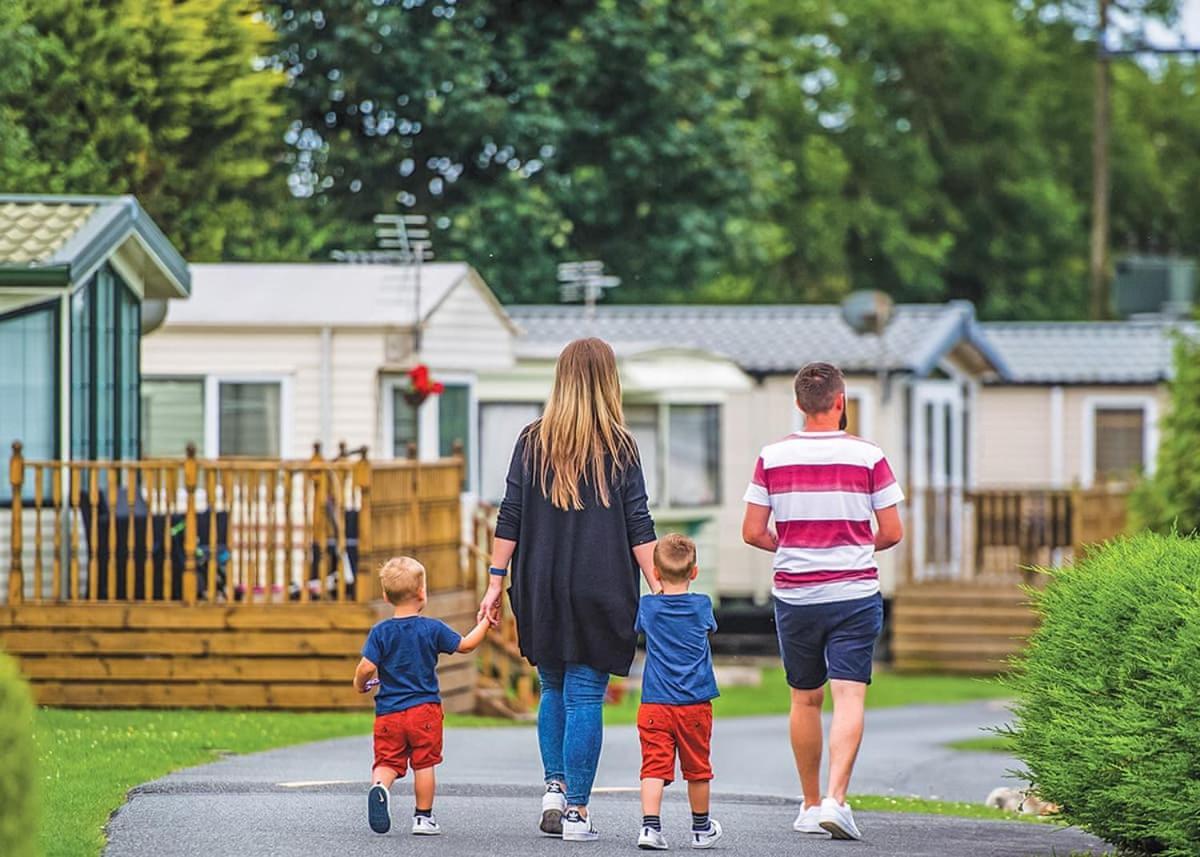 Woodland Vale Holiday Park Ludchurch Екстериор снимка